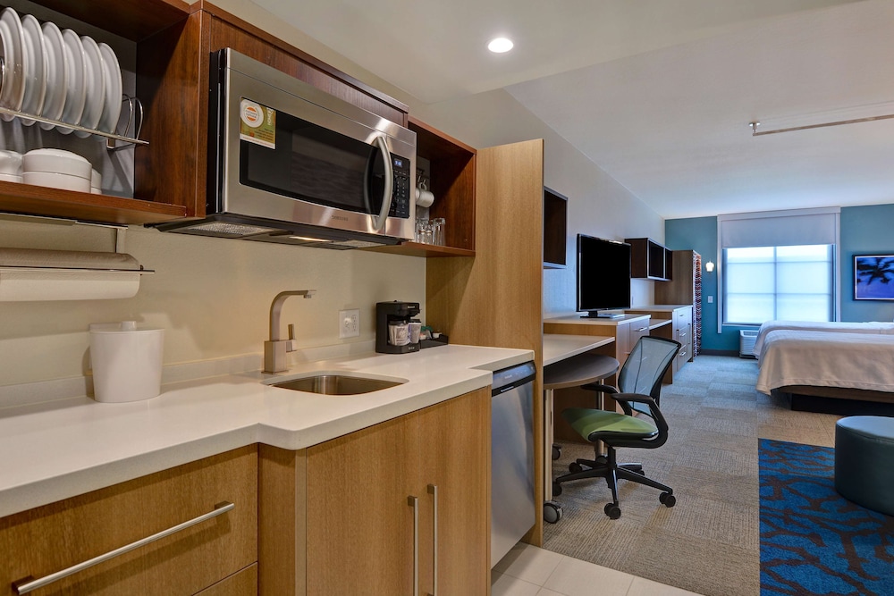 Home2 Suites by Hilton Orlando at Flamingo Crossings — Hotel rooms in Winter Garden, Florida