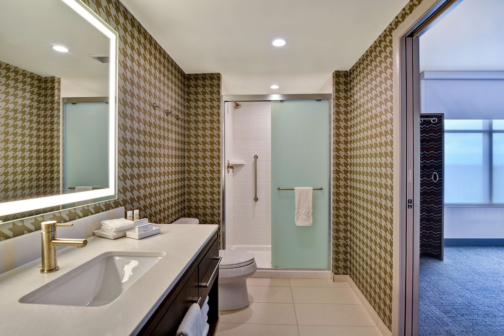 Home2 Suites by Hilton Orlando at Flamingo Crossings — Hotel rooms in Winter Garden, Florida