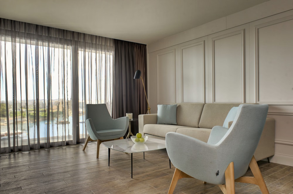 Land's End Boutique Hotel — Hotel rooms in Sliema, Malta Island