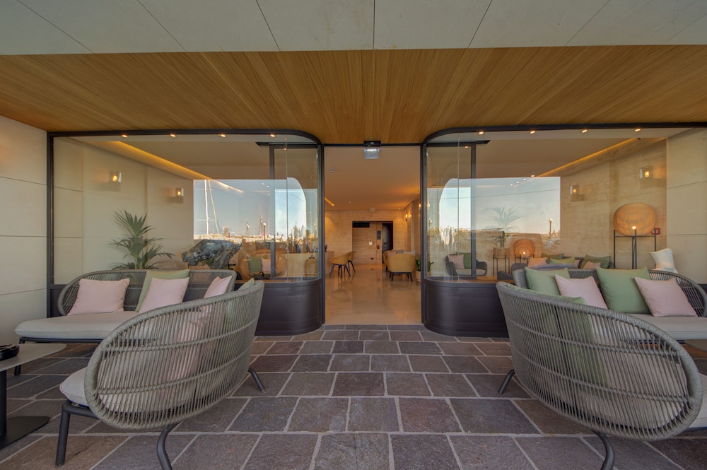 Land's End Boutique Hotel — Restaurant & bars in Sliema, Malta Island