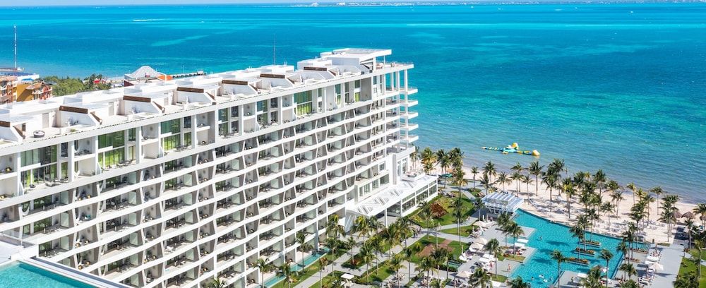 Garza Blanca Resort & Spa Cancun — Hotel building in Playa Mujeres, Quintana Roo