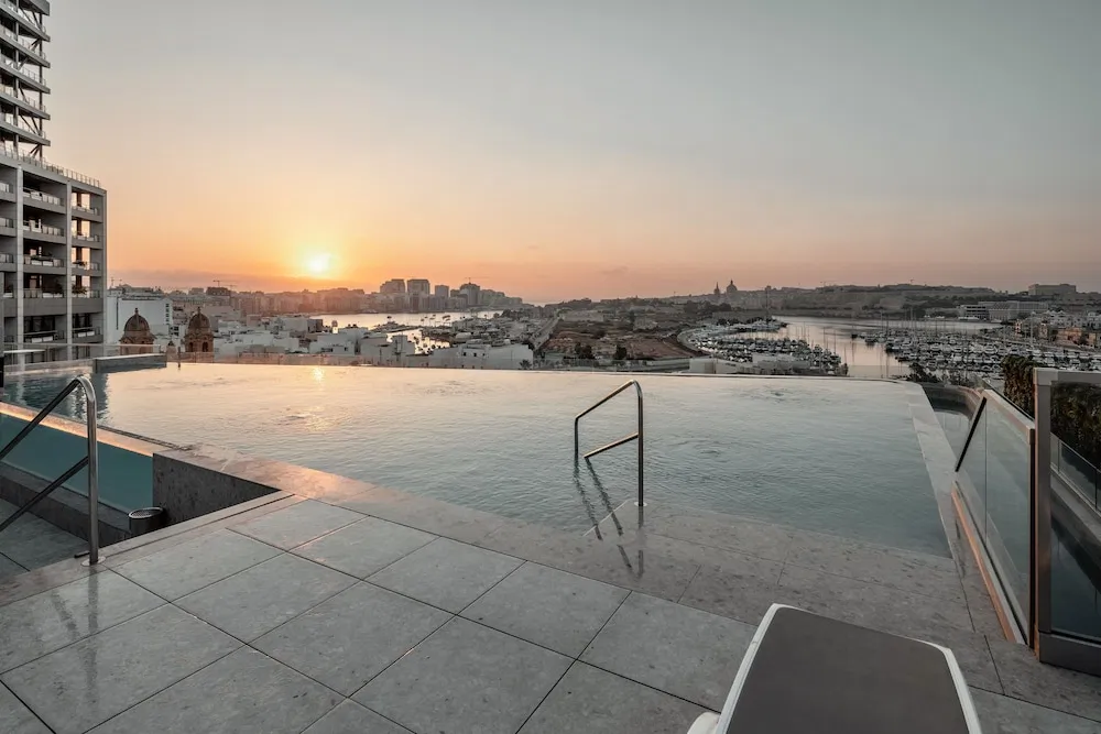 Grands Suites Hotel Residences & SPA