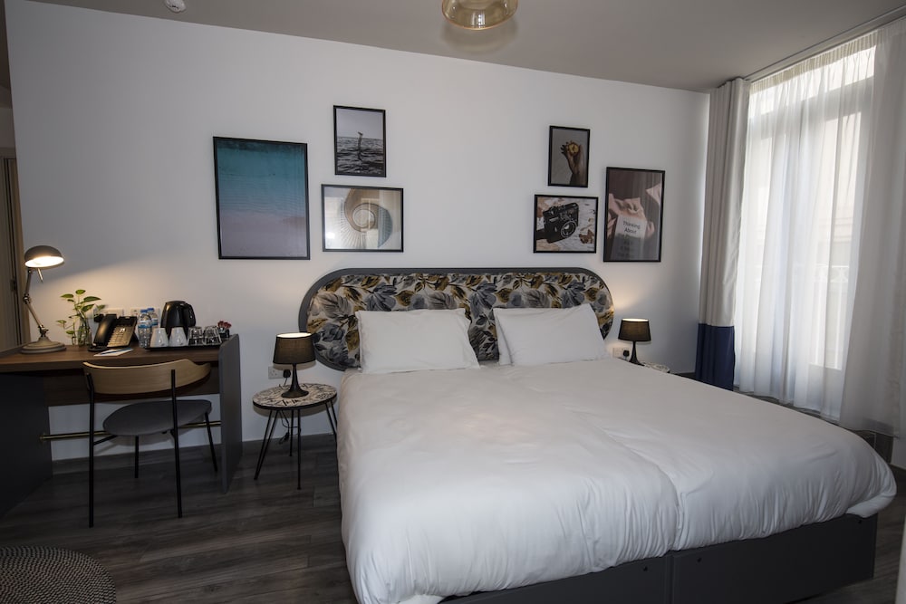 Lady Todd — Hotel rooms in Sliema, Malta Island