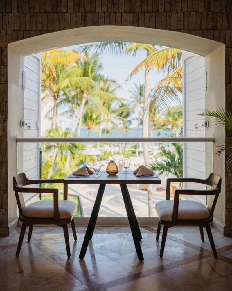 Hyatt Zilara Riviera Maya Adults Only All Inclusive — Restaurant & bars in Playa del Carmen, Quintana Roo