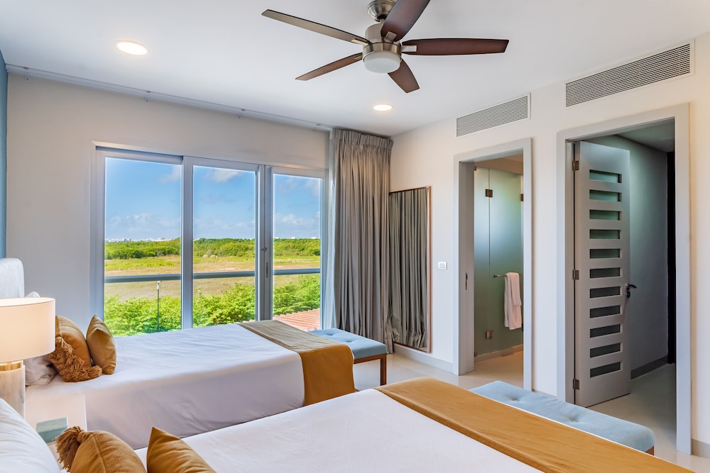 Mareazul Beach Condos Playa Del Carmen — Hotel rooms in Playa del Carmen, Quintana Roo