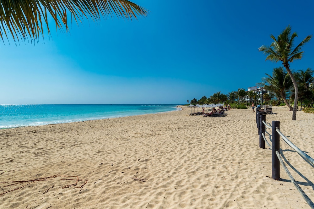Mareazul Beach Condos Playa Del Carmen — Beach in Playa del Carmen, Quintana Roo