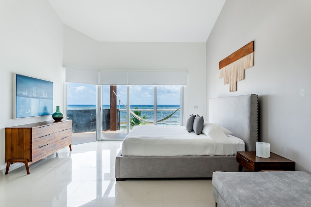 Mareazul Beach Condos Playa Del Carmen — Hotel rooms in Playa del Carmen, Quintana Roo