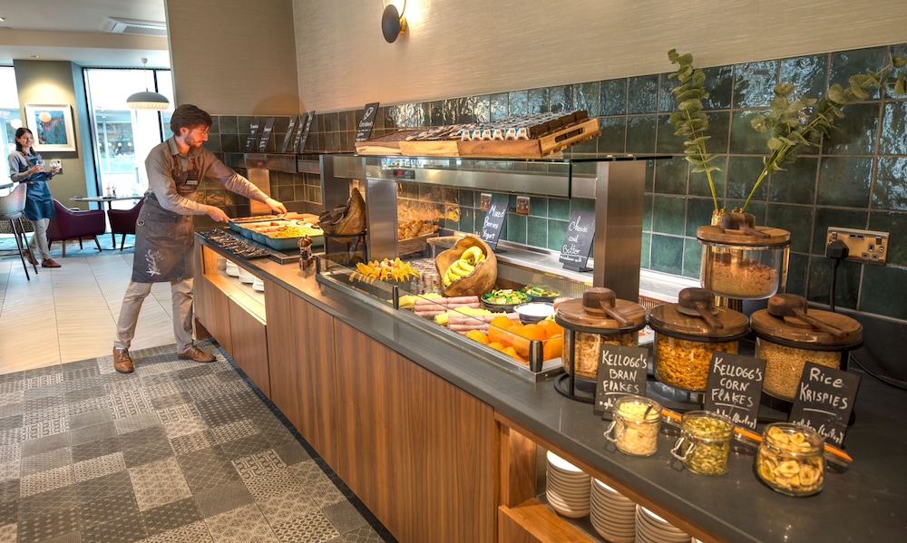 Travelodge PLUS Dublin City Centre — Restaurant & bars in Dublin, Dublin City