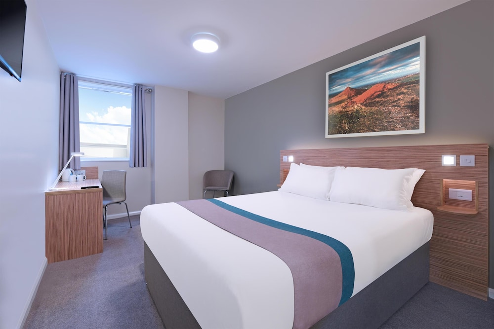 Travelodge PLUS Dublin City Centre — Hotel rooms in Dublin, Dublin City