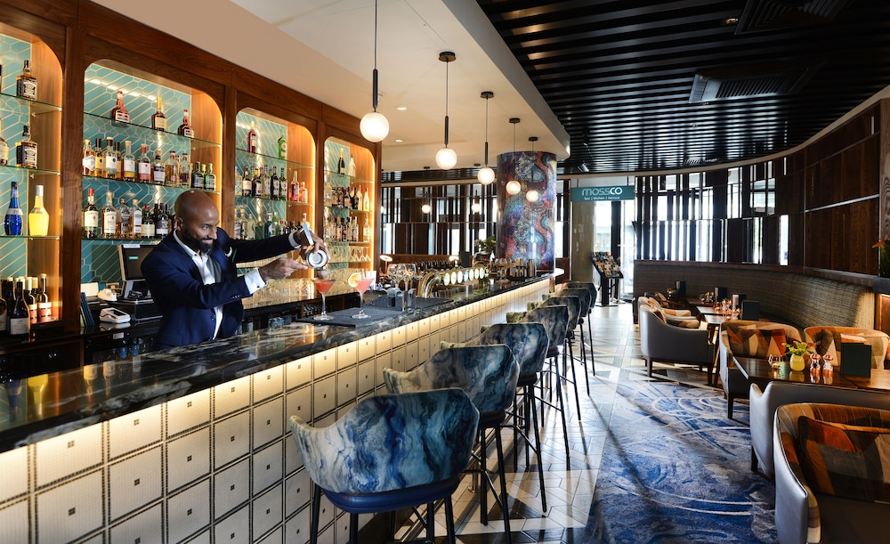 Travelodge PLUS Dublin City Centre — Restaurant & bars in Dublin, Dublin City