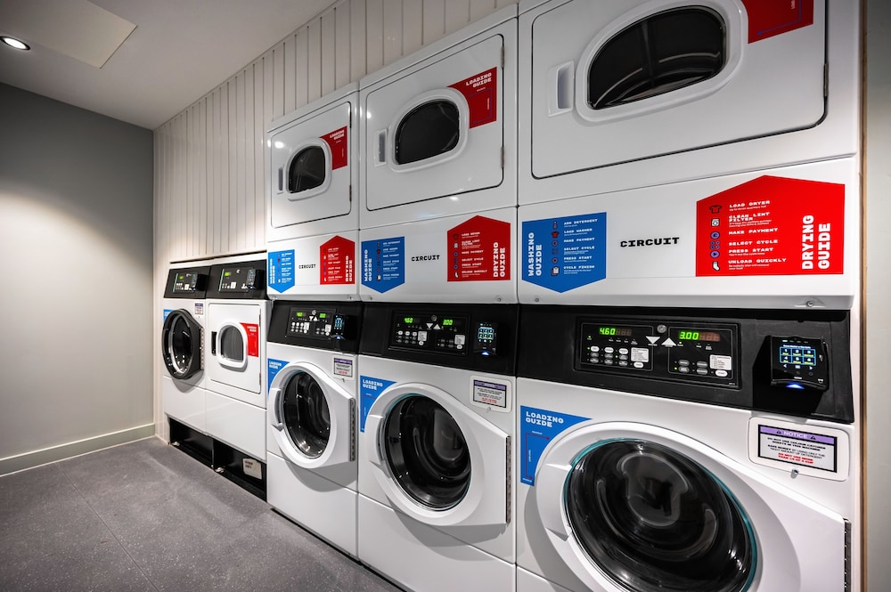 Staycity Aparthotels, Dublin, Tivoli — Hotel building in Dublin, Dublin City