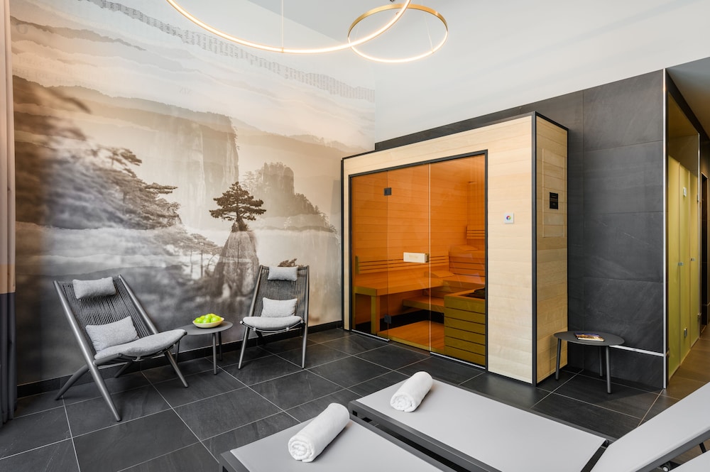 Emerald Hotel - zdjęcie 4
