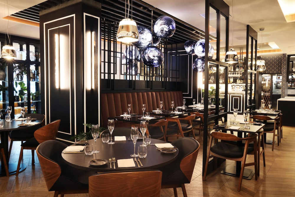 Hotel Reykjavik Saga — Restaurant & bars in Reykjavik, Capital Region