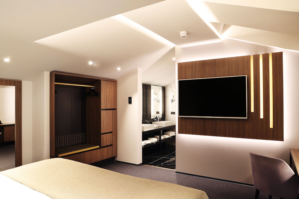 Hotel Reykjavik Saga — Hotel rooms in Reykjavik, Capital Region
