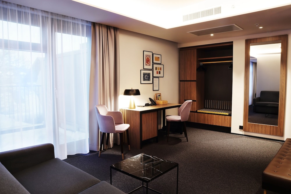 Hotel Reykjavik Saga — Hotel rooms in Reykjavik, Capital Region