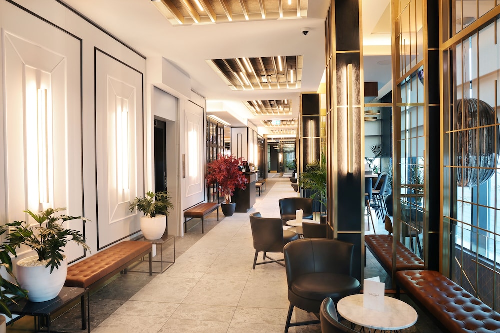 Hotel Reykjavik Saga — Restaurant & bars in Reykjavik, Capital Region