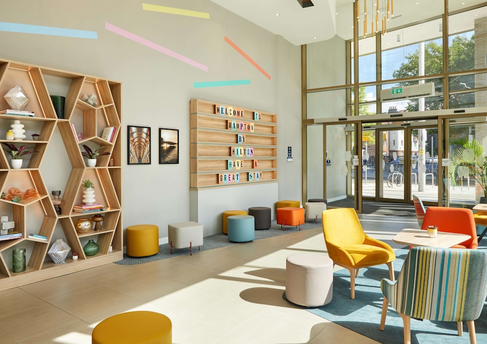 Hampton by Hilton Dublin City Centre — Hotel building in Dublin, Dublin City
