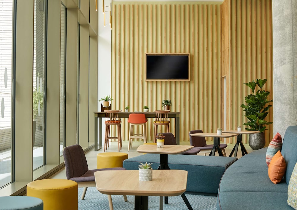 Hampton by Hilton Dublin City Centre — Restaurant & bars in Dublin, Dublin City