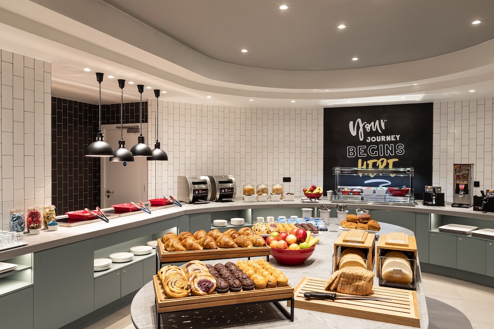 Hampton by Hilton Dublin City Centre — Restaurant & bars in Dublin, Dublin City