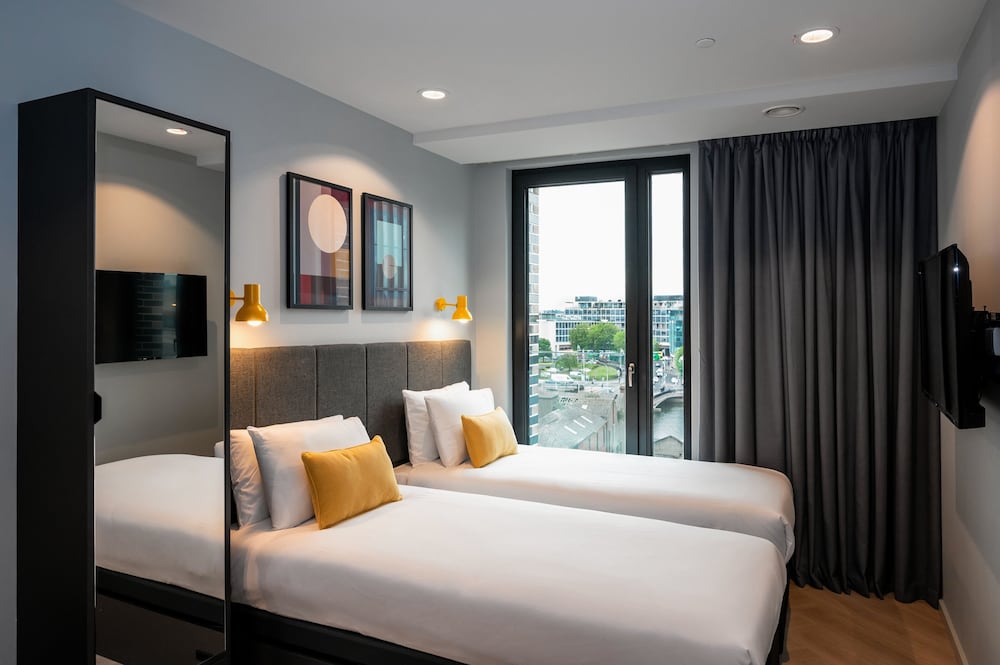 Staycity Aparthotels, Dublin, City Quay — Hotel rooms in Dublin, Dublin City