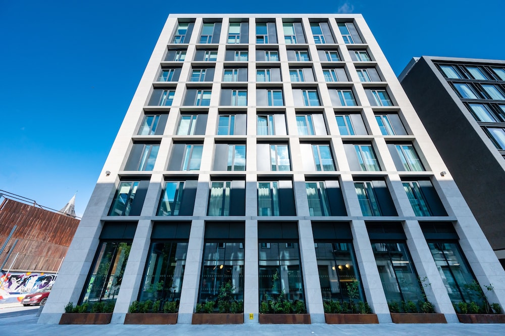 Staycity Aparthotels, Dublin, City Quay — Hotel building in Dublin, Dublin City
