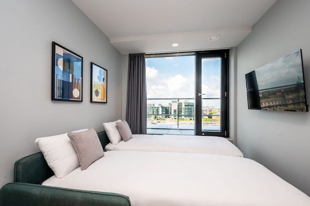 Staycity Aparthotels, Dublin, City Quay — Hotel rooms in Dublin, Dublin City