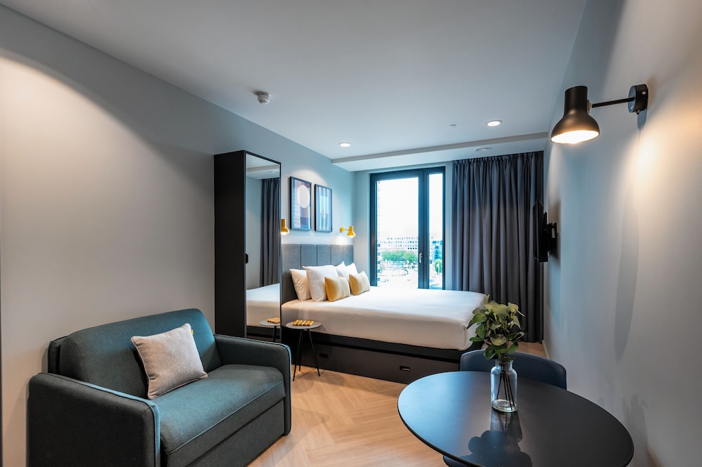Staycity Aparthotels, Dublin, City Quay — Hotel rooms in Dublin, Dublin City