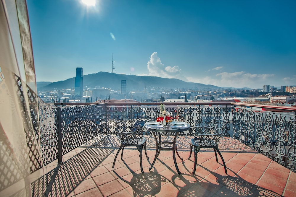 New Tiflis Hotel - zdjęcie 3