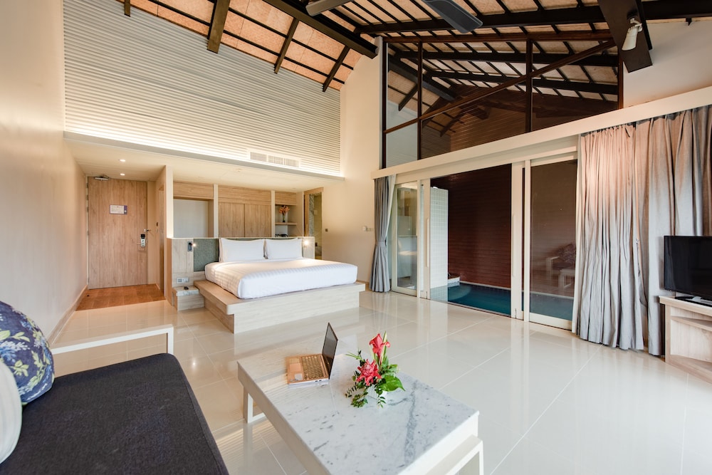 Holiday Ao Nang Beach Resort Krabi — Hotel rooms in Ao Nang, Krabi