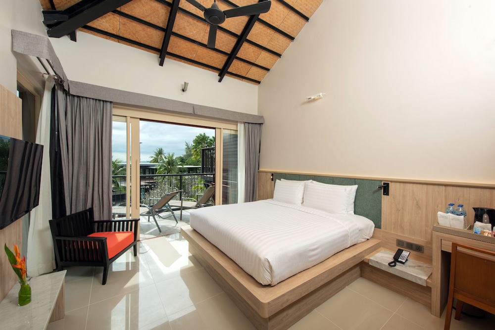 Holiday Ao Nang Beach Resort Krabi — Hotel rooms in Ao Nang, Krabi