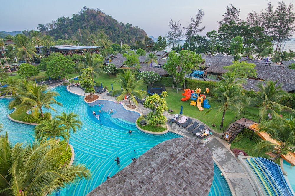 Holiday Ao Nang Beach Resort Krabi — Attractions for children in Ao Nang, Krabi
