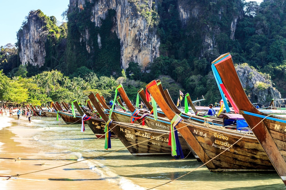 Holiday Ao Nang Beach Resort Krabi — Attractions in the area in Ao Nang, Krabi