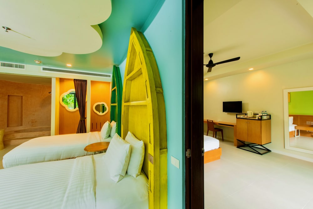 Holiday Ao Nang Beach Resort Krabi — Hotel rooms in Ao Nang, Krabi
