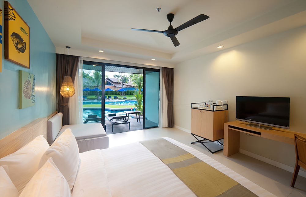 Holiday Ao Nang Beach Resort Krabi — Hotel rooms in Ao Nang, Krabi