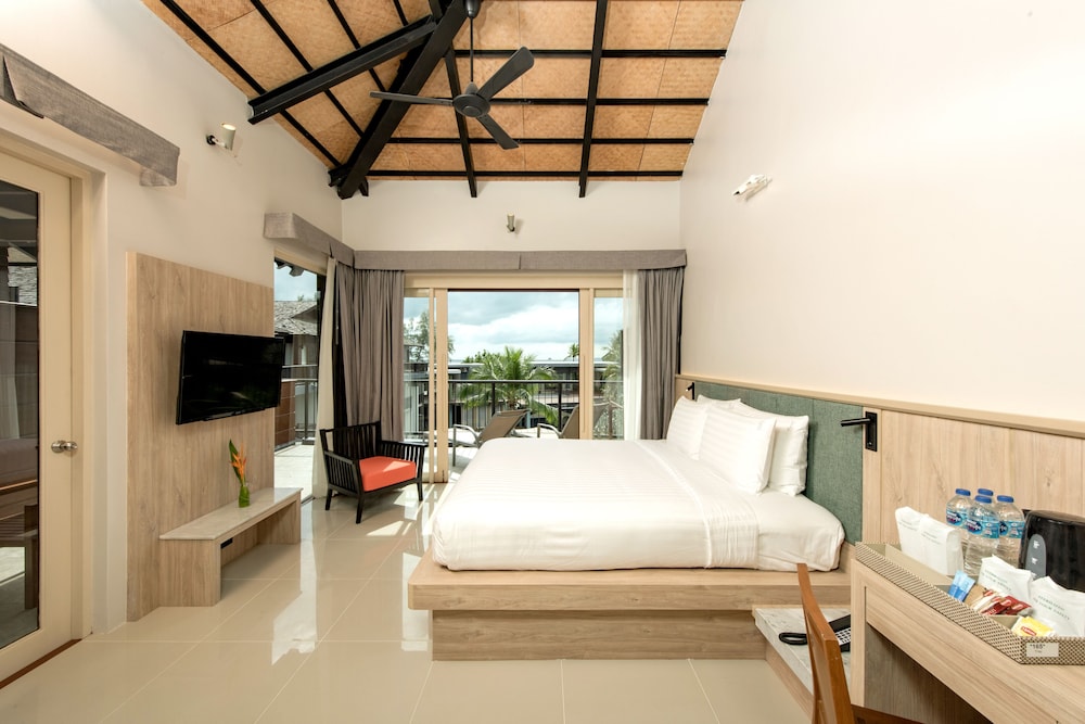 Holiday Ao Nang Beach Resort Krabi — Hotel rooms in Ao Nang, Krabi