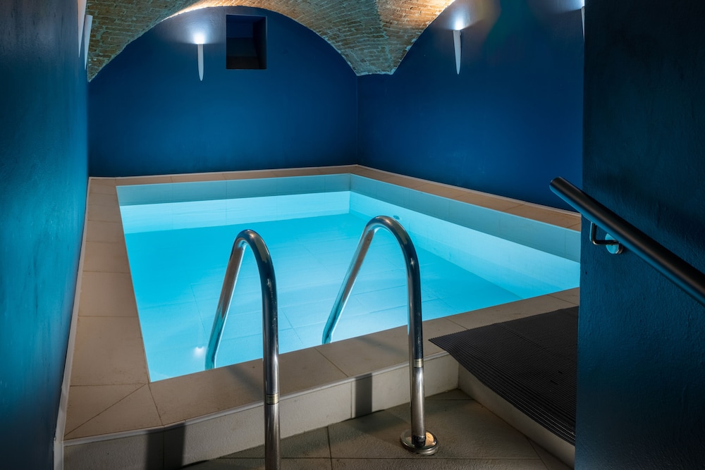 Hotel Number Nine — Spa in Florence, Tuscany
