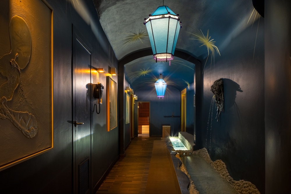 Hotel Number Nine — Spa in Florence, Tuscany