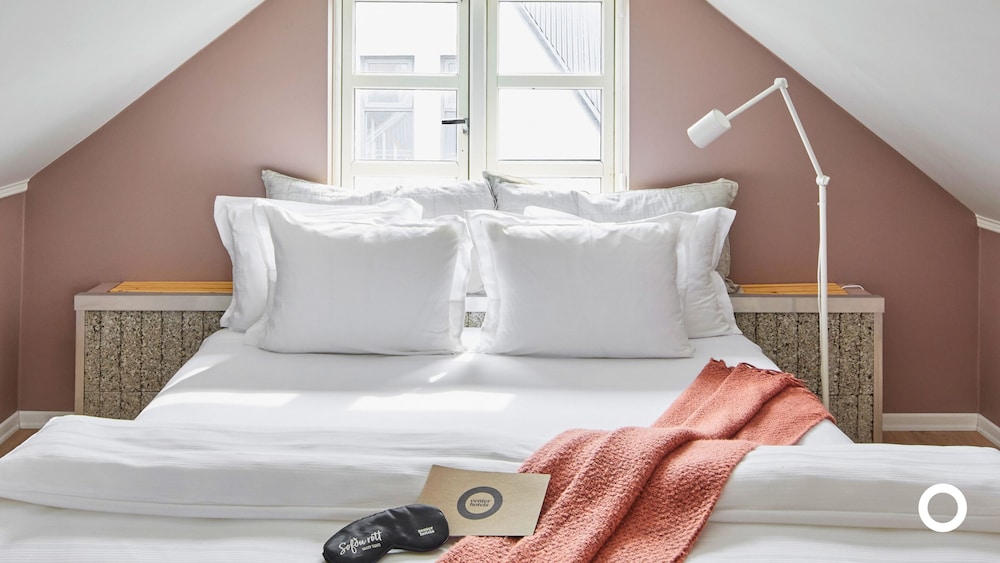 Thingholt Hotel Apartments from Center Hotels — Hotel rooms in Reykjavik, Capital Region