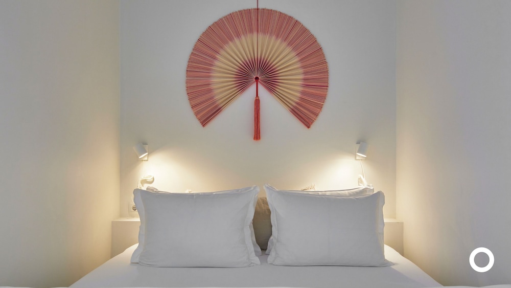 Thingholt Hotel Apartments from Center Hotels — Hotel rooms in Reykjavik, Capital Region