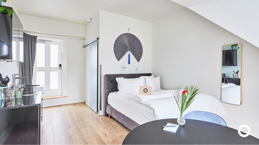 Thingholt Hotel Apartments from Center Hotels — Hotel rooms in Reykjavik, Capital Region