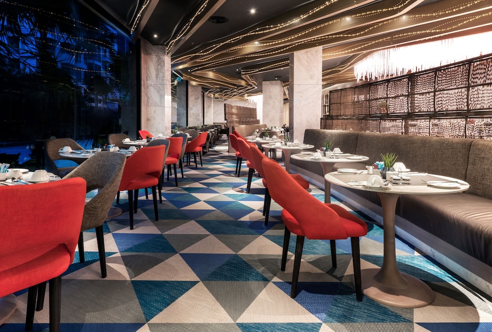 Mytt Hotel Pattaya — Restaurant & bars in Pattaya, Chonburi