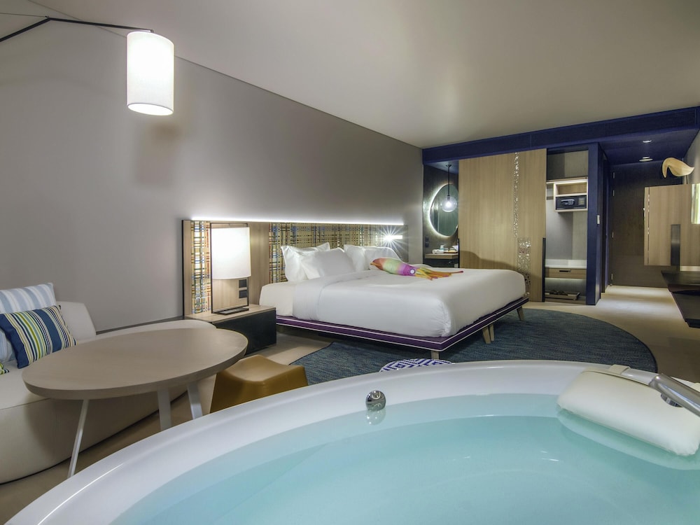 Veranda Resort Pattaya MGallery — Hotel rooms in Pattaya, Chonburi