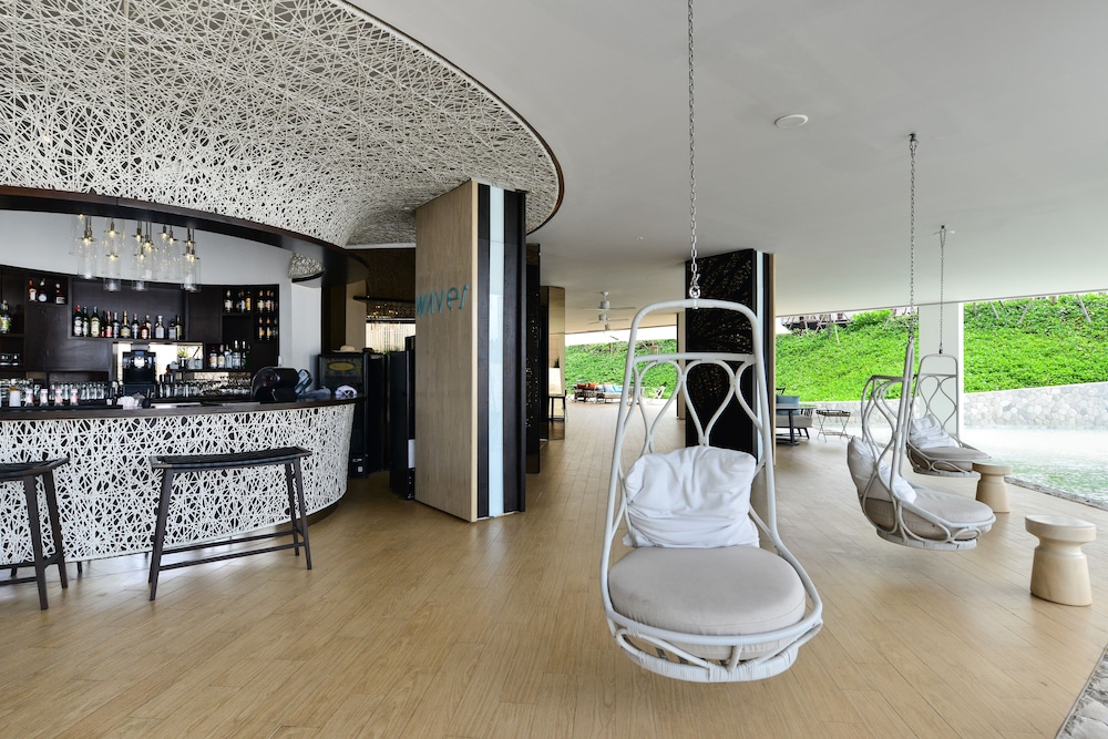 Veranda Resort Pattaya MGallery — Restaurant & bars in Pattaya, Chonburi
