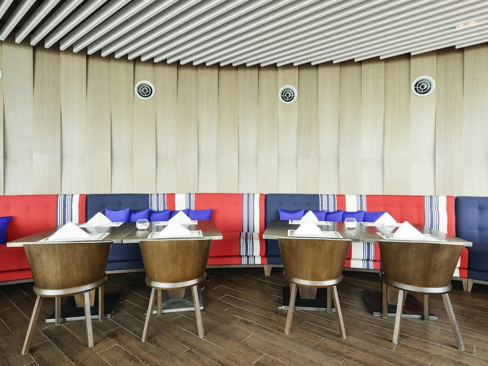 Veranda Resort Pattaya MGallery — Restaurant & bars in Pattaya, Chonburi