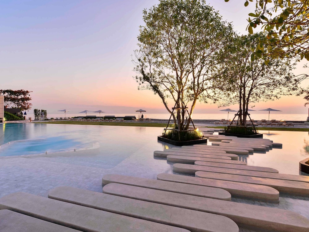 Veranda Resort Pattaya MGallery — Swimming pool in Pattaya, Chonburi
