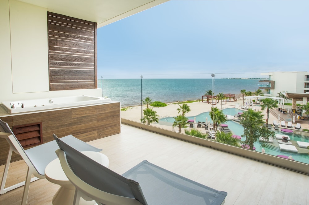 Secrets Riviera Cancún All Preferred - Adults Only - All inclusive — Hotel rooms in Puerto Morelos, Quintana Roo