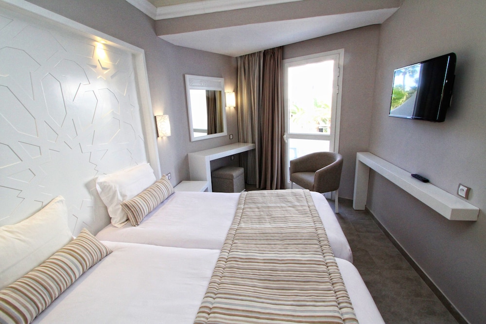 Sahara Beach Aquapark — Hotel rooms in Skanes inc. Monastir, Monastir