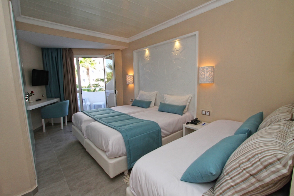 Sahara Beach Aquapark — Hotel rooms in Skanes inc. Monastir, Monastir