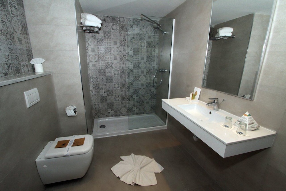 Sahara Beach Aquapark — Hotel rooms in Skanes inc. Monastir, Monastir
