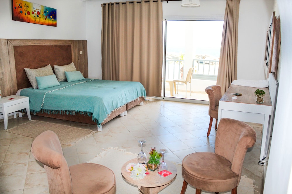Hotel El Habib — Hotel rooms in Skanes inc. Monastir, Monastir